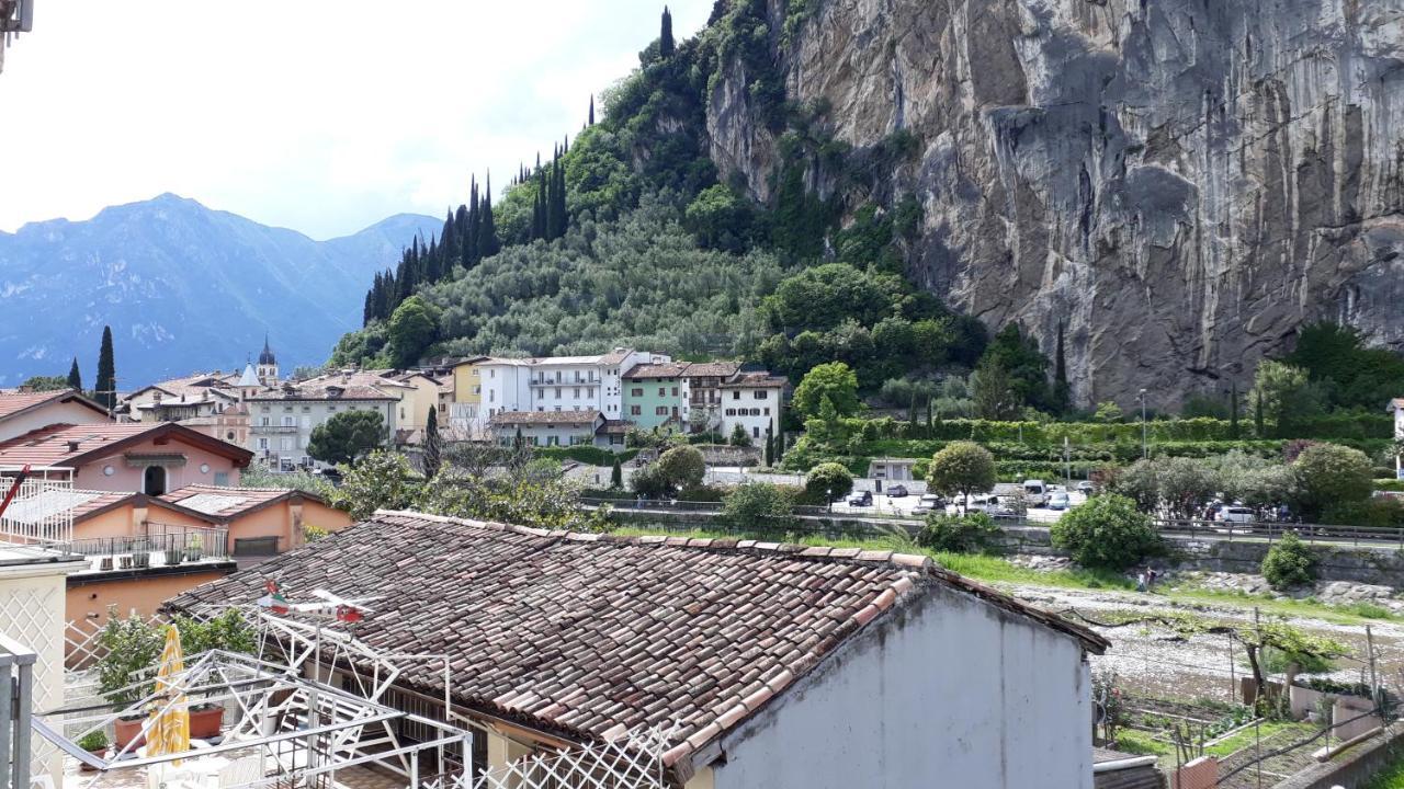 Sarca Riverside Arco Buitenkant foto